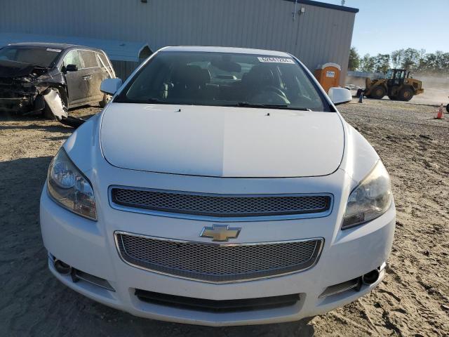 1G1ZE5E74BF394123 - 2011 CHEVROLET MALIBU LTZ თეთრი ფოტო 5