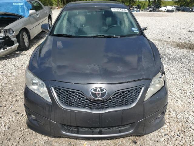 4T1BK3EK7AU108362 - 2010 TOYOTA CAMRY SE GRAY photo 5