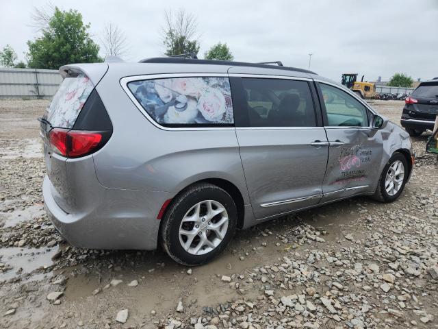 2C4RC1BG6HR805372 - 2017 CHRYSLER PACIFICA TOURING L SILVER photo 3