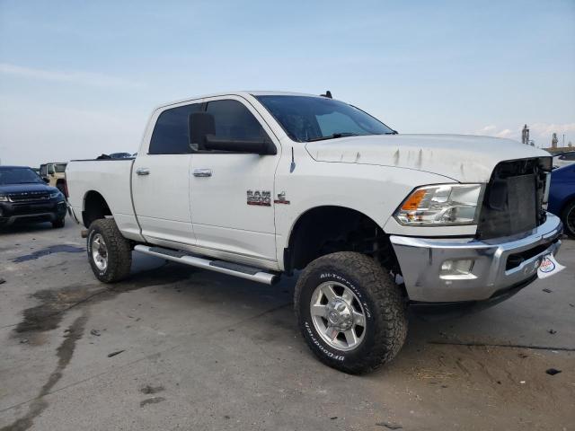 3C6UR5DL4DG550884 - 2013 RAM 2500 SLT თეთრი ფოტო 4