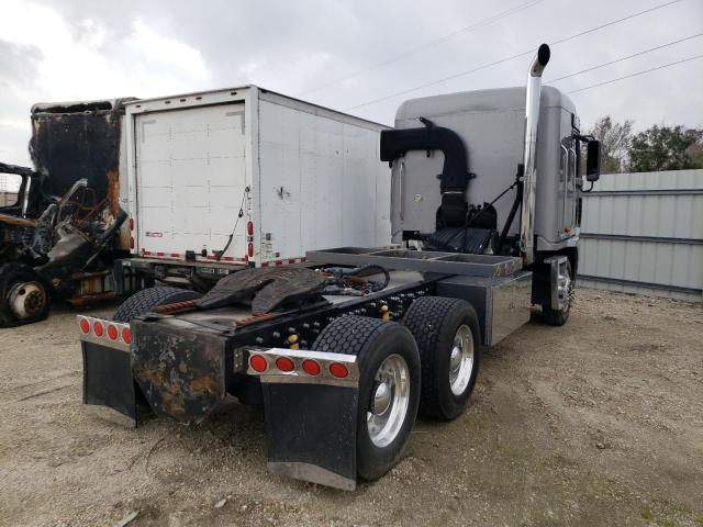 1FUBAVCK05LU52108 - 2005 FREIGHTLINER ARGOSY SILVER photo 4