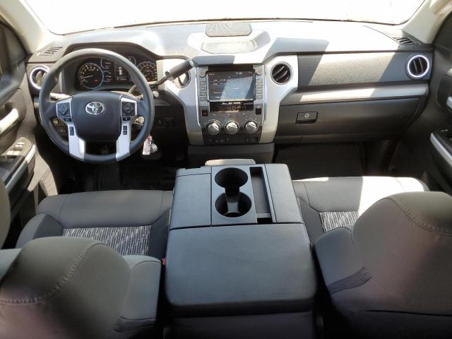 5TFRY5F14MX273792 - 2021 TOYOTA TUNDRA DOUBLE CAB SR/SR5 GRAY photo 8