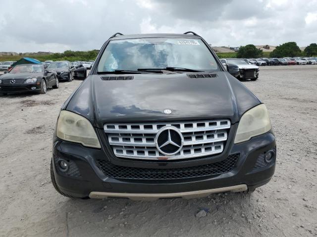 4JGBB8GB0BA656605 - 2011 MERCEDES-BENZ ML 350 4MATIC BLACK photo 5