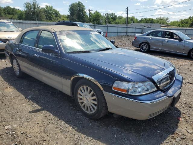 1LNHM81WX3Y687255 - 2003 LINCOLN TOWN CAR EXECUTIVE BLUE photo 4
