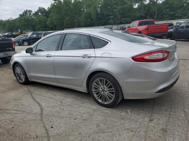 3FA6P0HD0FR221156 - 2015 FORD FUSION SE SILVER photo 2