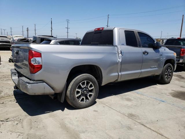 5TFUW5F12HX603693 - 2017 TOYOTA TUNDRA DOUBLE CAB SR/SR5 SILVER photo 3