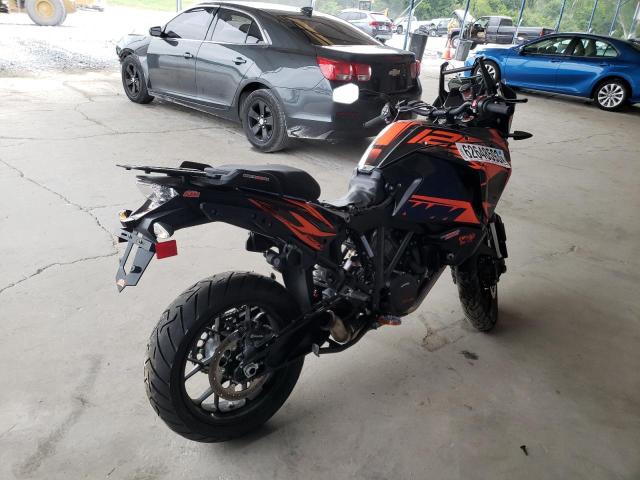 VBKV79401KM915708 - 2019 KTM 1290 SUPER ADVENTURE S BLACK photo 4