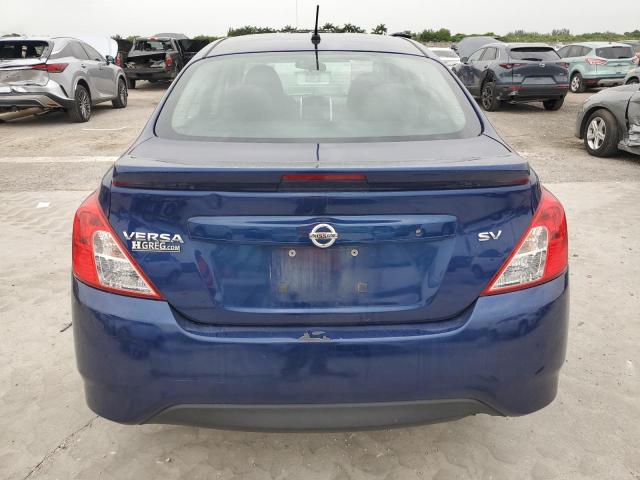 3N1CN7AP7JL845342 - 2018 NISSAN VERSA S BLUE photo 6