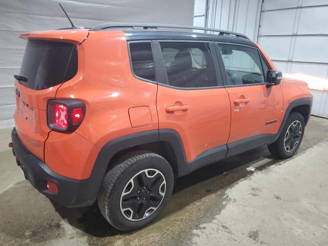 ZACCJBCT0GPE26691 - 2016 JEEP RENEGADE TRAILHAWK ORANGE photo 3
