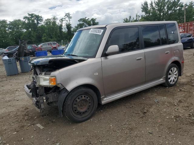 JTLKT324140157631 - 2004 TOYOTA SCION XB GRAY photo 1
