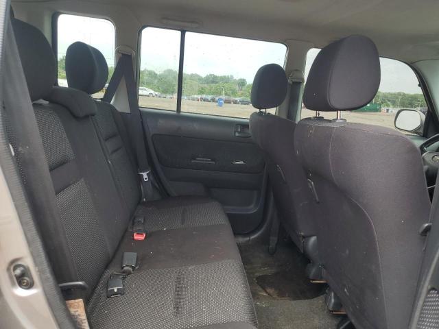JTLKT324140157631 - 2004 TOYOTA SCION XB GRAY photo 10