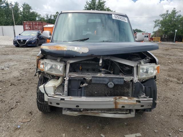 JTLKT324140157631 - 2004 TOYOTA SCION XB GRAY photo 5