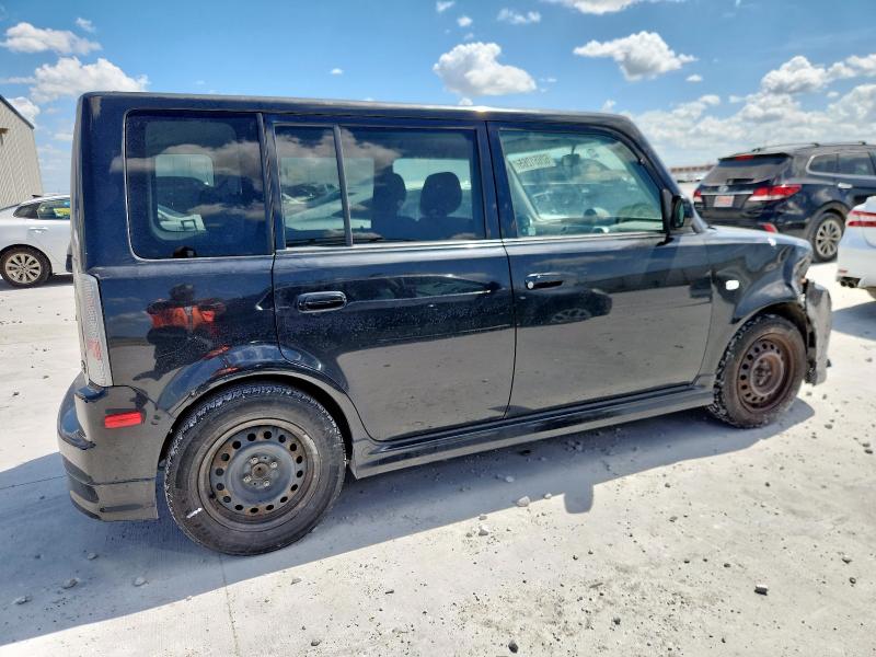 JTLKT324850210455 - 2005 TOYOTA SCION XB BLACK photo 3