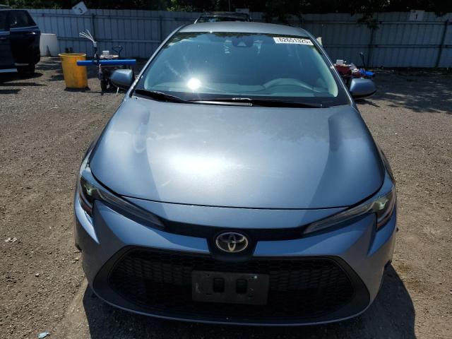 5YFBPRBE5LP021101 - 2020 TOYOTA COROLLA LE Синій фото 5