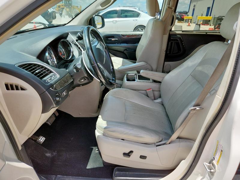 2A4RR8DG2BR747234 - 2011 CHRYSLER TOWN & COU TOURING L WHITE photo 7