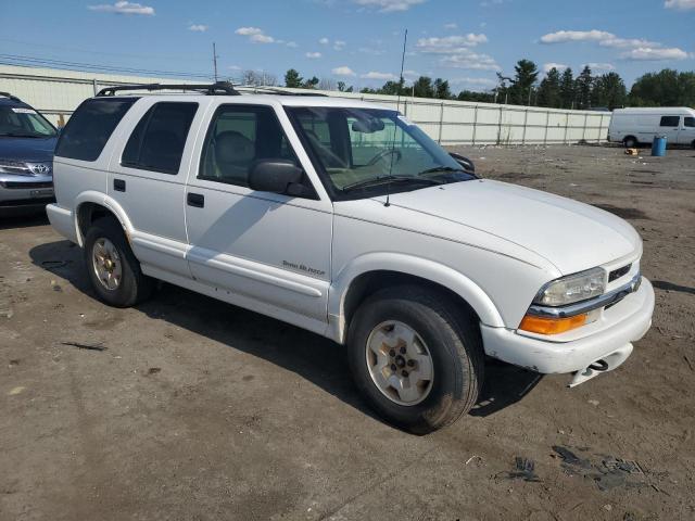 1GNDT13W8X2209426 - 1999 CHEVROLET BLAZER WHITE photo 4