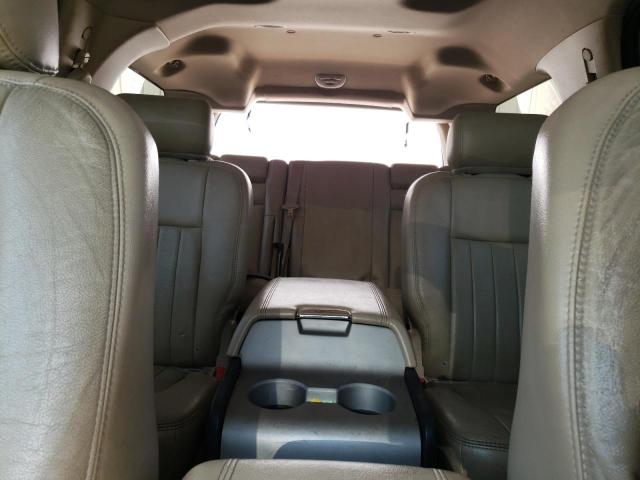 5LMFU28545LJ04743 - 2005 LINCOLN NAVIGATOR ოქროსფერი ფოტო 10