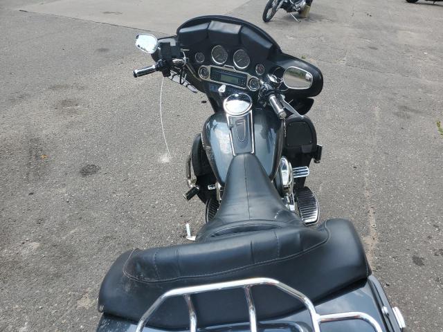1HD1FC4167Y670167 - 2007 HARLEY-DAVIDSON FLHTCUI 黑色 照片 6