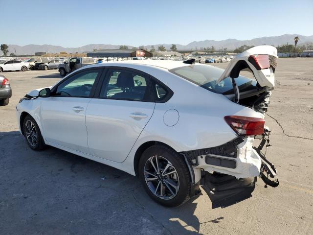 3KPF24AD4PE524265 - 2023 KIA FORTE LX WHITE photo 2