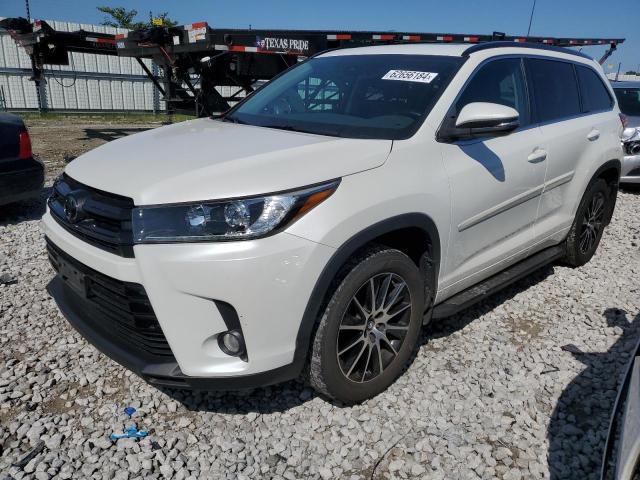 2017 TOYOTA HIGHLANDER SE, 