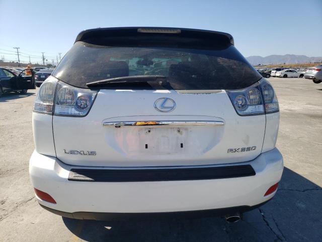 2T2HA31U45C072234 - 2005 LEXUS RX 330 WHITE photo 6