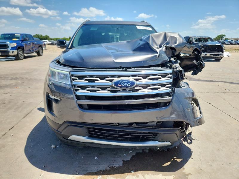1FM5K7D89JGB17007 - 2018 FORD EXPLORER XLT 灰色 照片 5