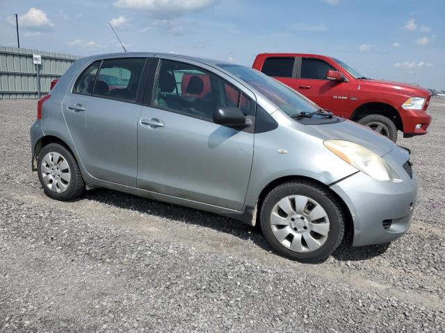 JTDKT923185200895 - 2008 TOYOTA YARIS SILVER photo 4