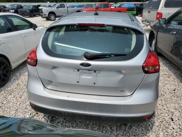 1FADP3K24HL233005 - 2017 FORD FOCUS SE SILVER photo 6