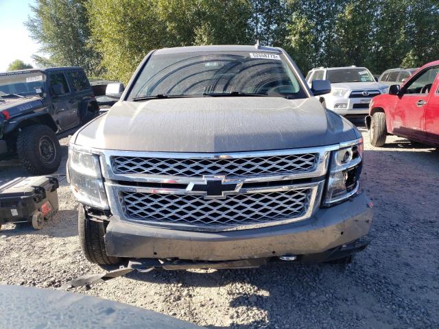 1GNSKHKC7JR288113 - 2018 CHEVROLET SUBURBAN K1500 LT GRAY photo 5