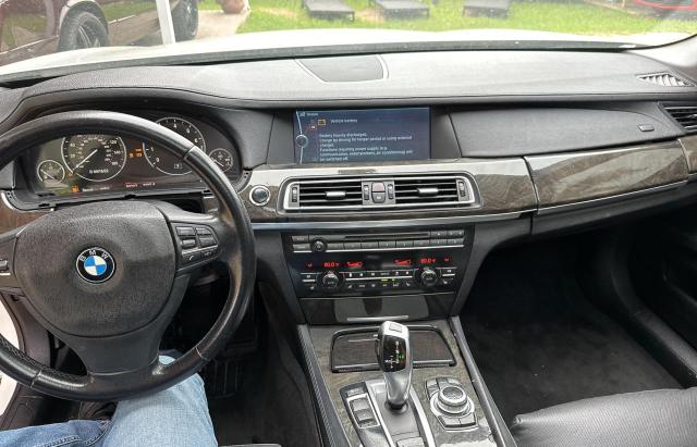 WBAKB8C50BC852016 - 2011 BMW 750 LI WHITE photo 9