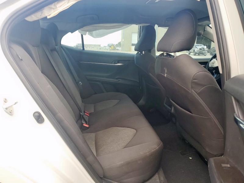 4T1C11AK0PU108360 - 2023 TOYOTA CAMRY LE WHITE photo 10