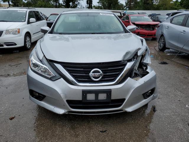 1N4AL3AP3JC165359 - 2018 NISSAN ALTIMA 2.5 SILVER photo 5