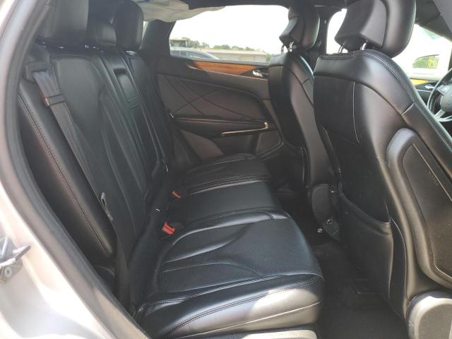 5LMCJ3D93GUJ29995 - 2016 LINCOLN MKC RESERVE ვერცხლისფერი ფოტო 11