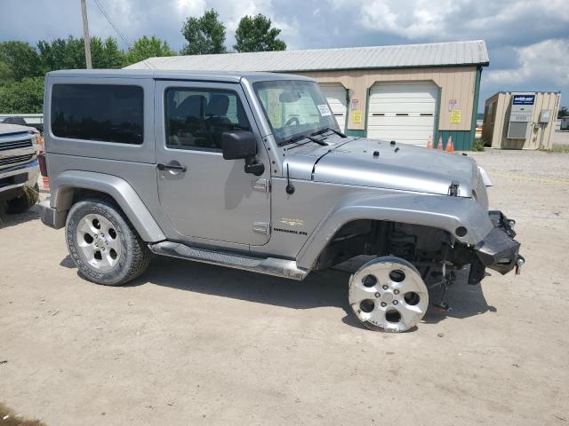 1C4AJWBGXDL643491 - 2013 JEEP WRANGLER SAHARA SILVER photo 4