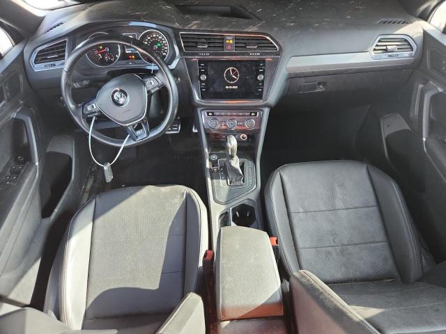 3VV3B7AX0LM176819 - 2020 VOLKSWAGEN TIGUAN SE 灰色 照片 8