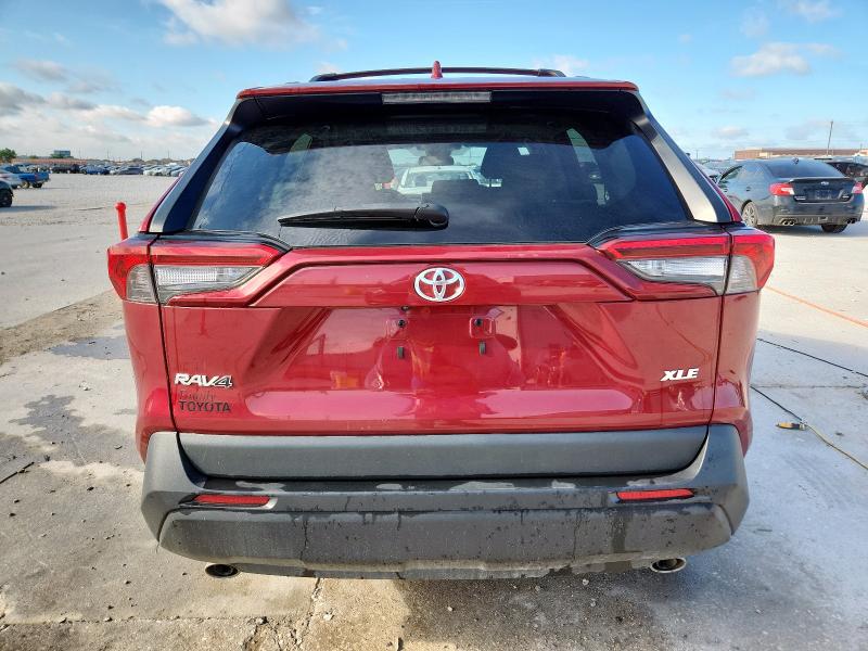 2T3W1RFV7PW268869 - 2023 TOYOTA RAV4 XLE RED photo 6