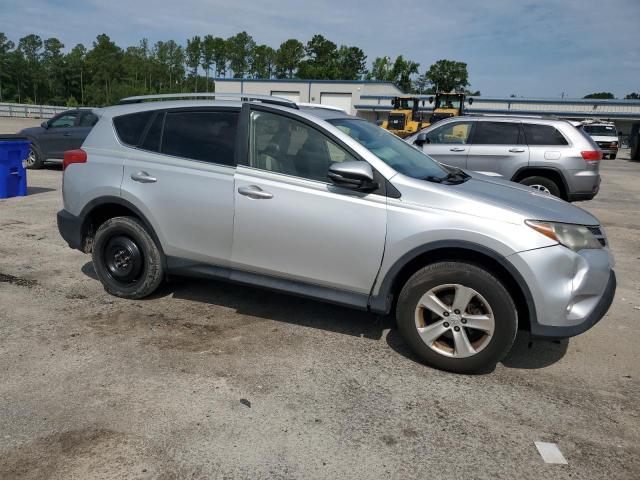 JTMWFREV8DD009156 - 2013 TOYOTA RAV4 XLE SILVER photo 4