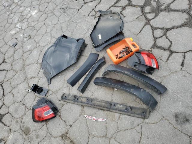 1C4PJMBS2EW237725 - 2014 JEEP CHEROKEE TRAILHAWK BLACK photo 13