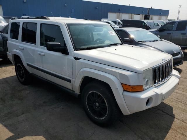 1J8HG48K08C140709 - 2008 JEEP COMMANDER SPORT WHITE photo 4