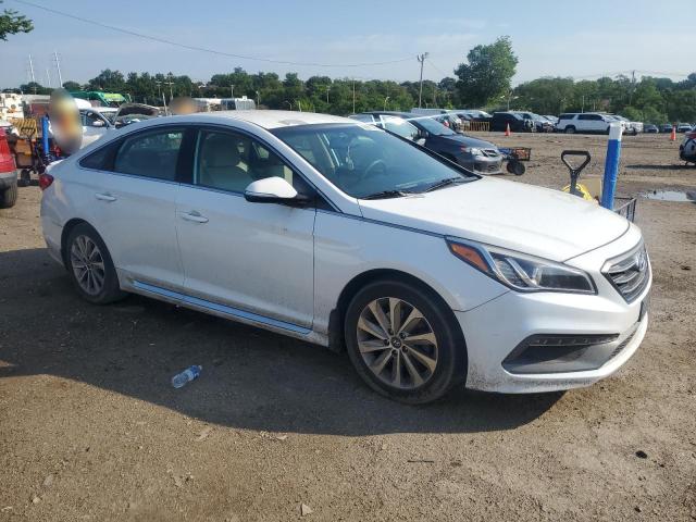 5NPE34AF1FH208391 - 2015 HYUNDAI SONATA SPORT WHITE photo 4