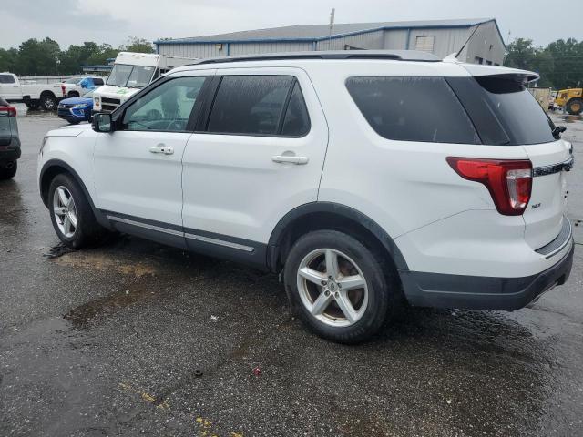 1FM5K7D81JGA91583 - 2018 FORD EXPLORER XLT Білий фото 2