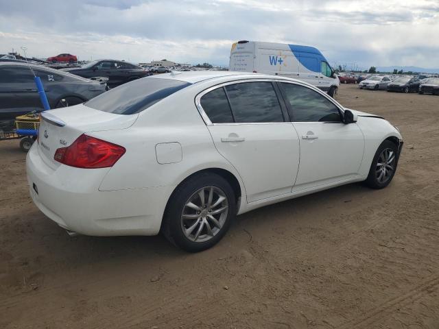 JNKBV61F97M811748 - 2007 INFINITI G35 WHITE photo 3