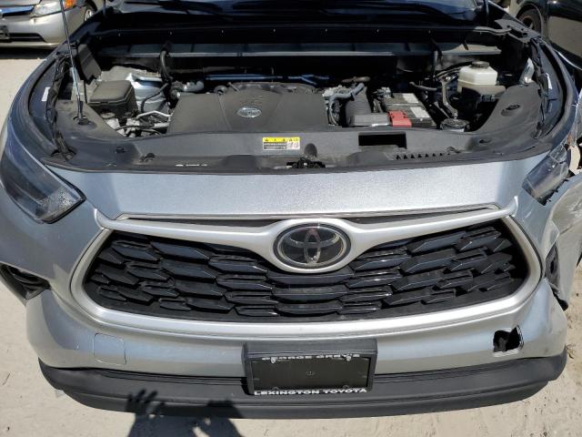 5TDGZRBH7MS110428 - 2021 TOYOTA HIGHLANDER XLE GRAY photo 12