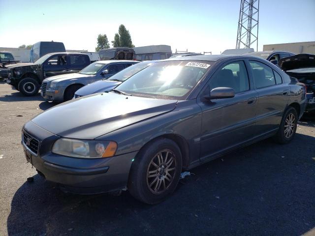 YV1RS612652425328 - 2005 VOLVO S60 GRAY photo 1