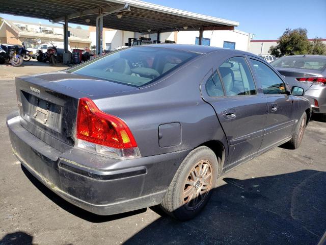 YV1RS612652425328 - 2005 VOLVO S60 GRAY photo 3