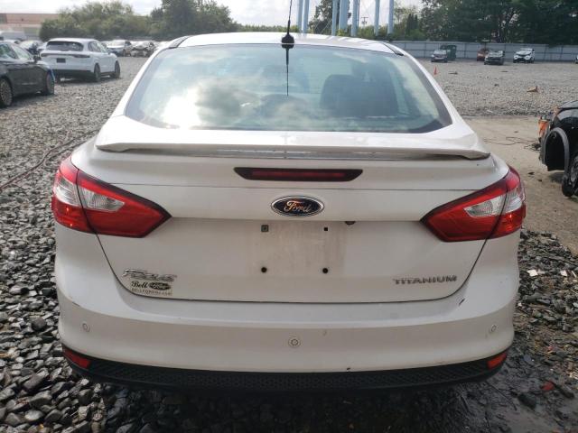 1FADP3J26EL240129 - 2014 FORD FOCUS TITANIUM WHITE photo 6