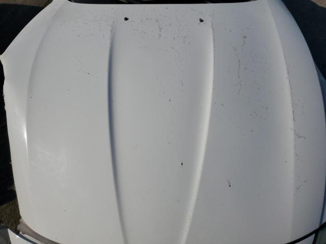 WBALM5C53BE379388 - 2011 BMW Z4 SDRIVE30I WHITE photo 11