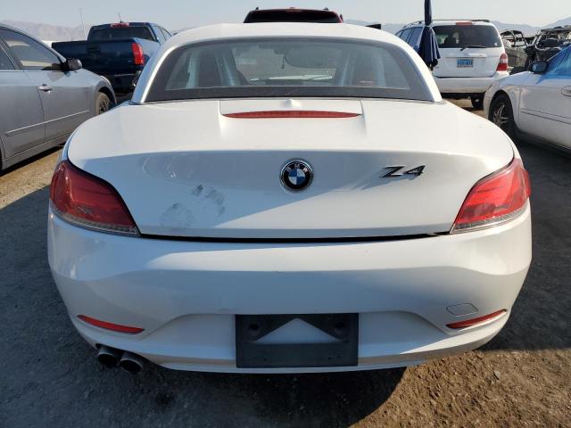 WBALM5C53BE379388 - 2011 BMW Z4 SDRIVE30I WHITE photo 6