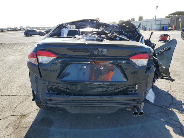 5YFS4MCE7NP106017 - 2022 TOYOTA COROLLA SE შავი ფოტო 6