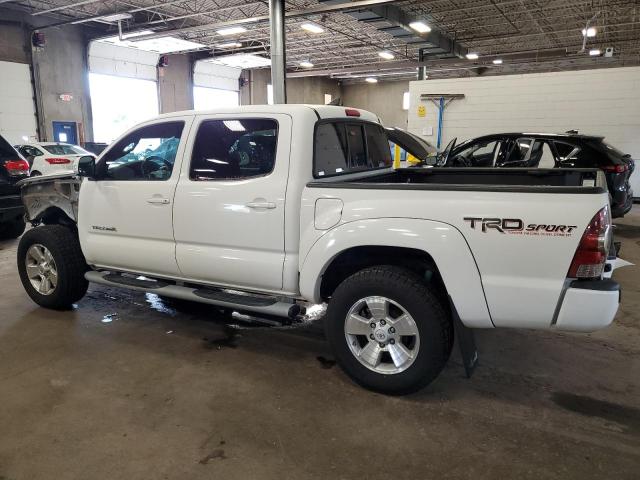 3TMLU4EN8EM144252 - 2014 TOYOTA TACOMA DOUBLE CAB WHITE photo 2